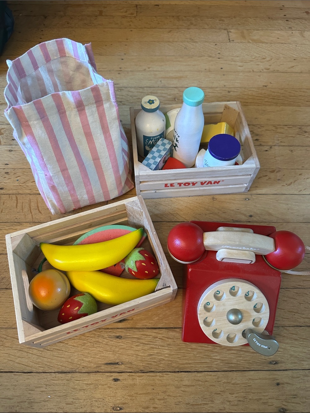 Le Toy Van wood toys